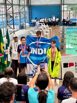 Foto 6 de APANI conquista 28 medalhas no Pró-Natação 2026 e leva cinco nadadores à final estadual